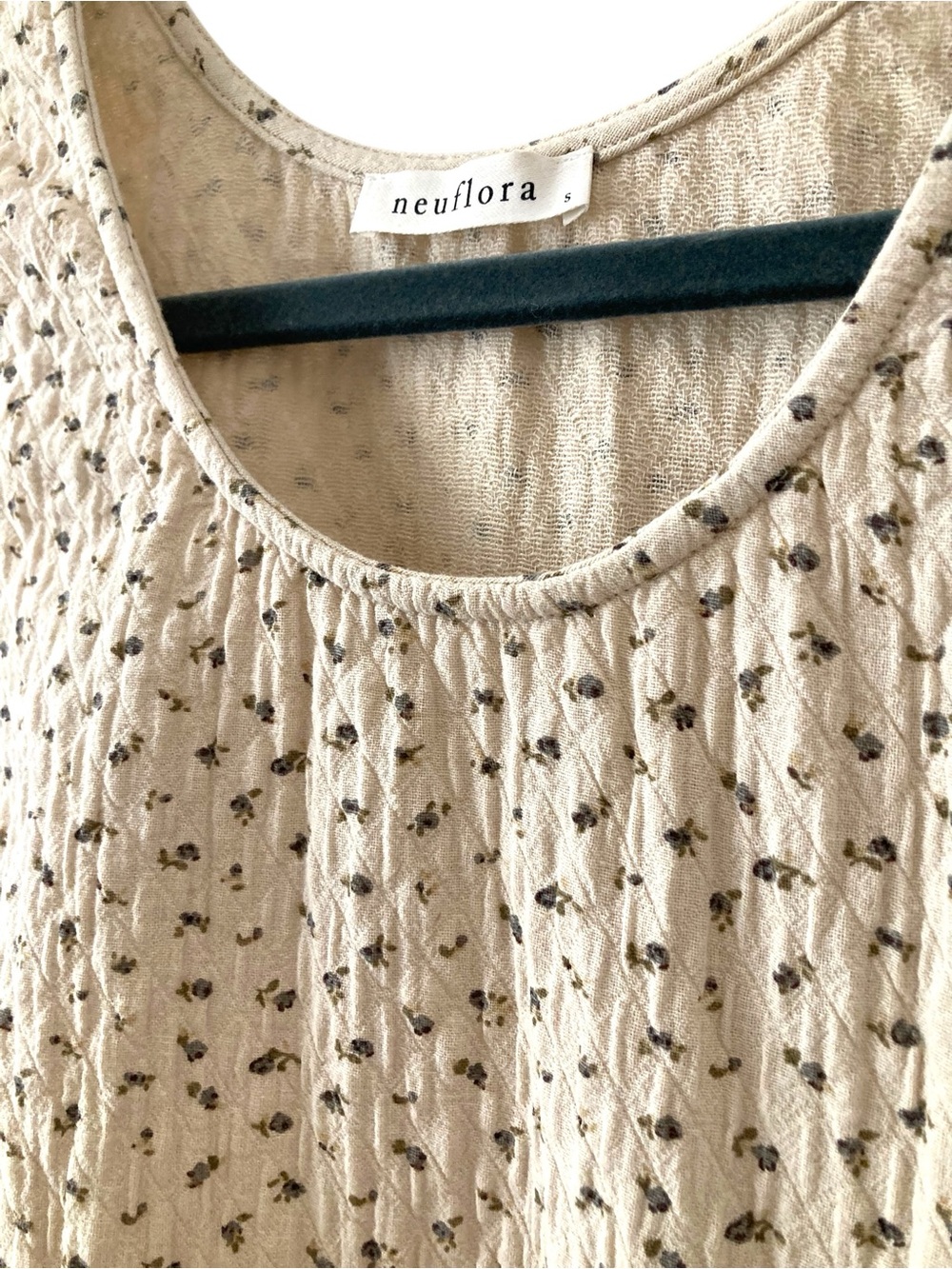 Neuflora boxy cotton tan Cream Sleeveless tank Top - Picture 2 of 3